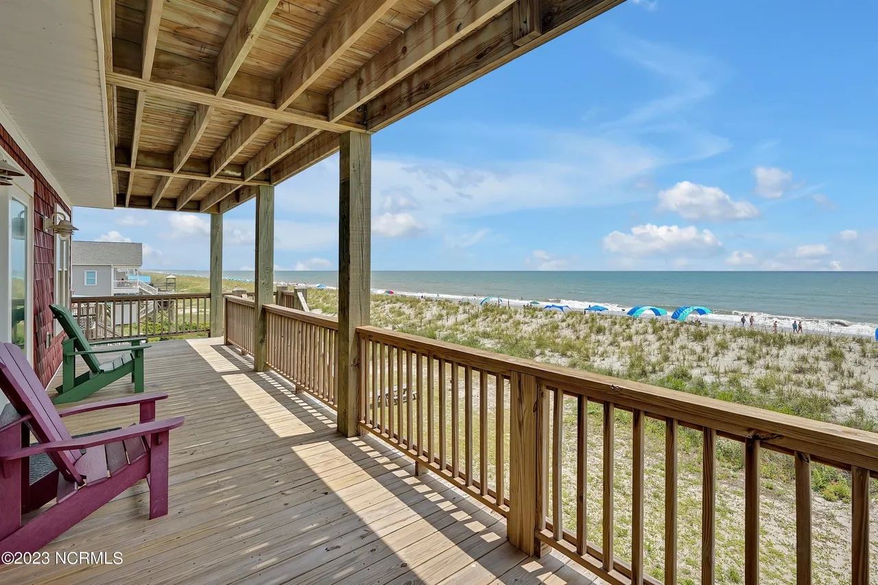 Beach Dr Overlook