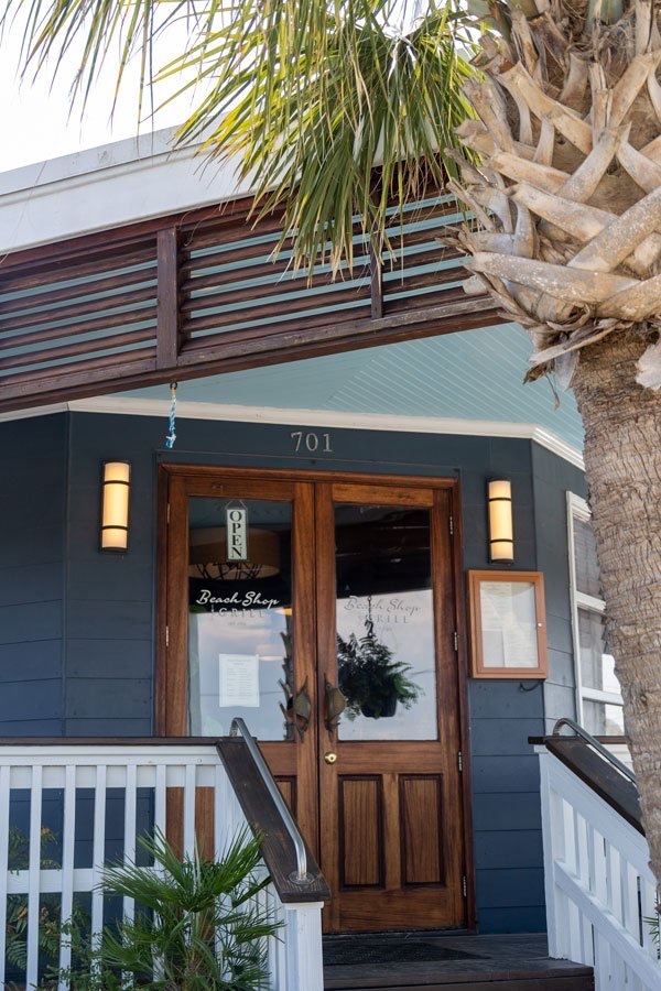 Beach Shop & Grill