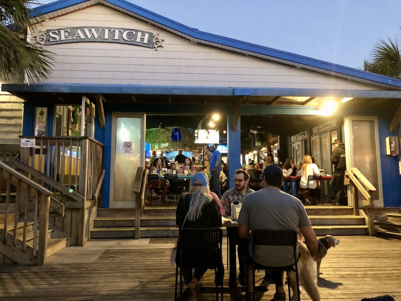 SeaWitch Cafe & Tiki Bar