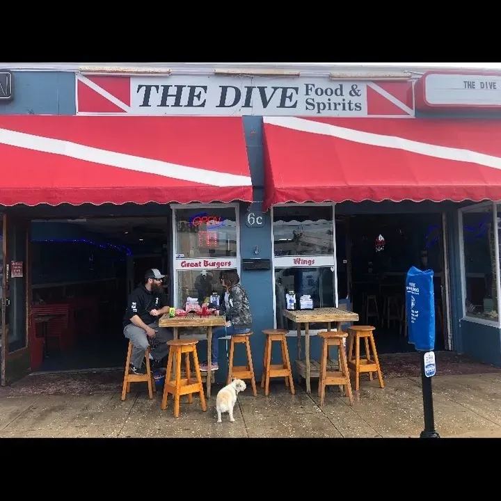 The Dive Food & Spirits